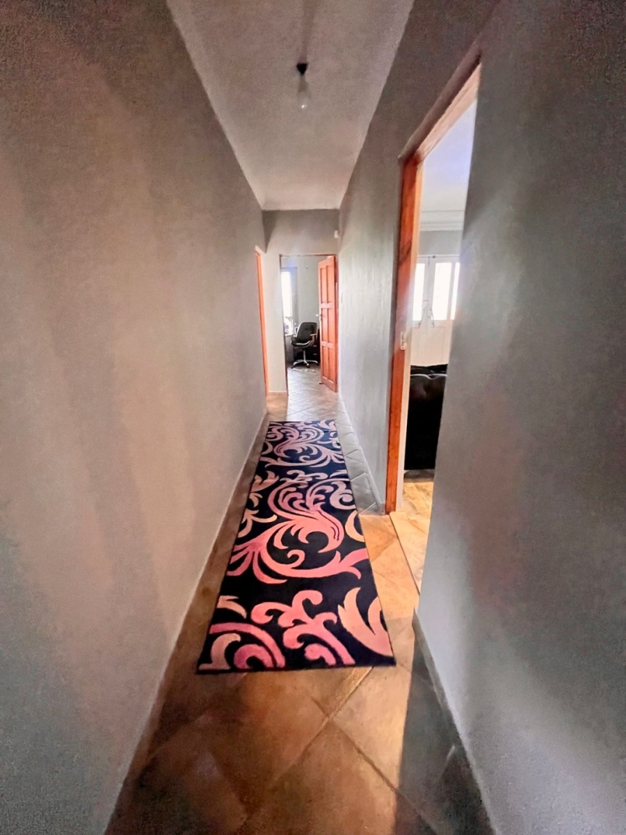 4 Bedroom Property for Sale in Despatch Central Eastern Cape